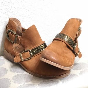 Camel colored bootie!